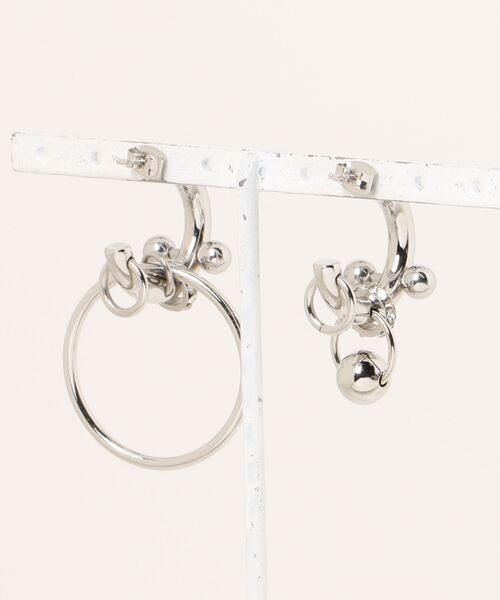 JUSTINE CLENQUET(ジュスティーヌクランケ)の「JUSTINE CLENQUET/ジュスティーヌ・クランケ/BEL CRYSTAL EARRING(イヤリング・レディース・シルバー・F)」の4枚目の写真