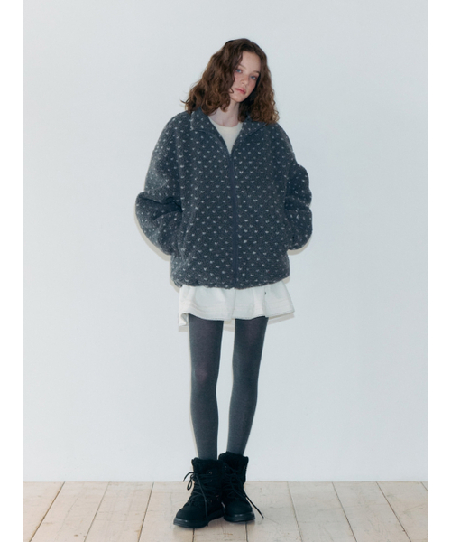ETMON（エトモン）の「Pattern Fleece Quilted Jacket, Charcoal（その他アウター・レディース・その他・F）」の4枚目の写真