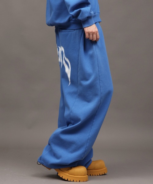 SEQUENZ(シークエンズ)の「【SEQUENZ/シークエンズ】SIDE TACK SWEAT PANTS(スウェットパンツ・メンズ・ピンク/杢グレー/ブルー/ブラック・S/M/L)」の17枚目の写真