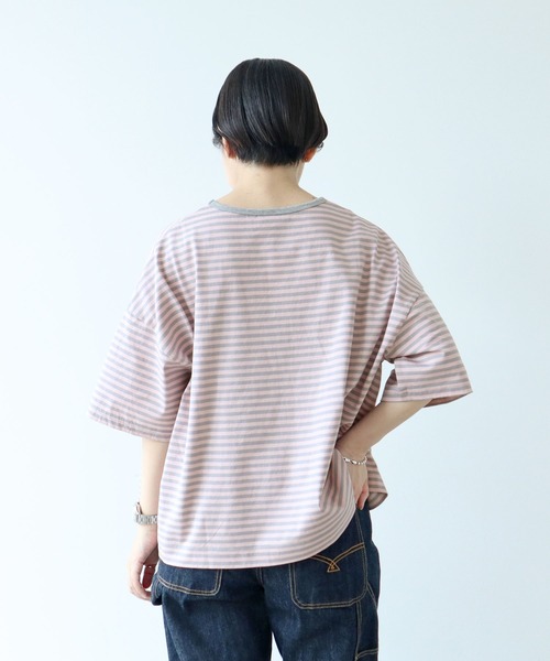 PAR ICI（パーリッシィ）の「ボーダー配色バインダー 5分袖BIG Tシャツ【SEASON COLOR】（Tシャツ/カットソー・レディース・ダークブラウン/ピンク系その他2/ブラック/マスタード/イエロー/グリーン系その他/カーキ/イエロー系その他/ブルー系その他・FREE）」の21枚目の写真