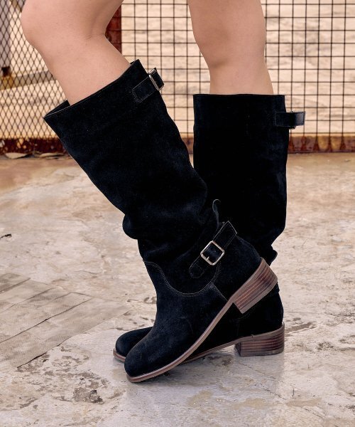 SHOEHI（シューハイ）の「アリア ソフトレザー スウェード ベルト ロングブーツ(3Colors)_B2342（ブーツ・レディース・ブラック/ブラウン/アイボリー・23cm/23.5cm/24cm/24.5cm/22.5cm）」の11枚目の写真