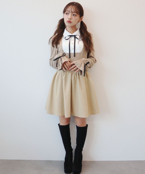 CECIL McBEE（セシルマクビー）の「フェイクシャツリボンワンピース（ワンピース・レディース・ベージュ/ボルドー/ブラック/グレー・MEDIUM）」の17枚目の写真