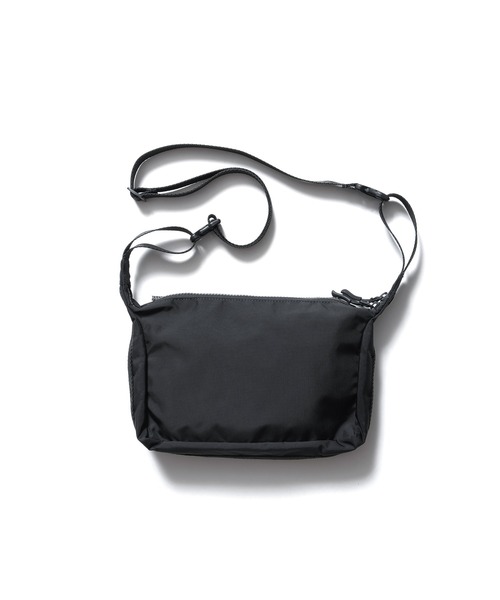 F.C.Real Bristol(エフシーレアルブリストル)の「TOUR 2WAY SMALL SHOULDER BAG(ショルダーバッグ・メンズ・ブラック・FREE)」の4枚目の写真