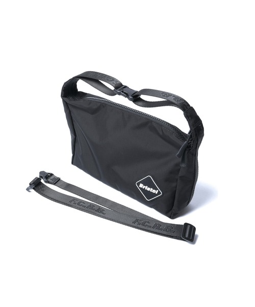 F.C.Real Bristol(エフシーレアルブリストル)の「TOUR 2WAY SMALL SHOULDER BAG(ショルダーバッグ・メンズ・ブラック・FREE)」の5枚目の写真