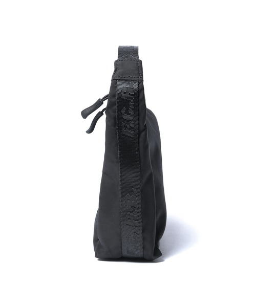 F.C.Real Bristol(エフシーレアルブリストル)の「TOUR 2WAY SMALL SHOULDER BAG(ショルダーバッグ・メンズ・ブラック・FREE)」の6枚目の写真