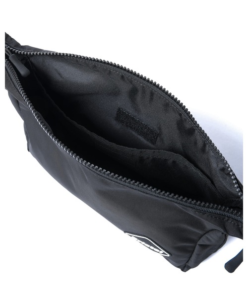 F.C.Real Bristol(エフシーレアルブリストル)の「TOUR 2WAY SMALL SHOULDER BAG(ショルダーバッグ・メンズ・ブラック・FREE)」の7枚目の写真