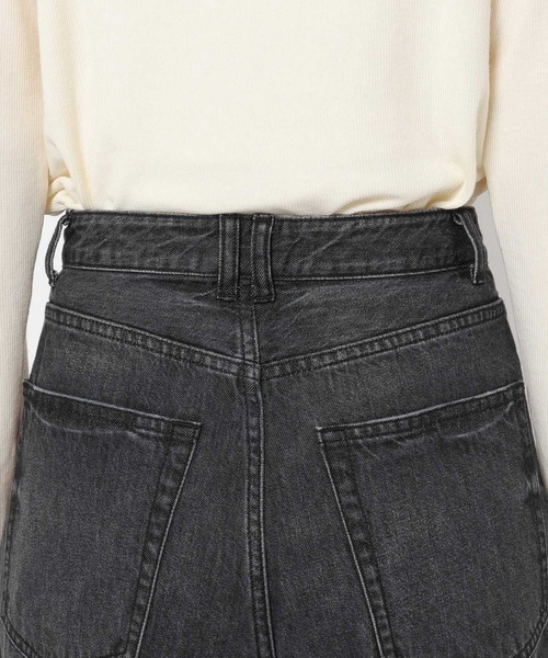 LOWRYS FARM（ローリーズファーム）の「ワイドストレートデニムパンツ　607883（デニムパンツ・レディース・ライトブルー/ブラック/ライトベージュ/ブルー・LARGE/MEDIUM/SMALL）」の13枚目の写真