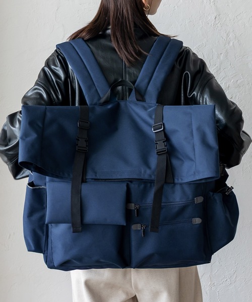 VitaFelice（ヴィータフェリーチェ）の「スクエアスケッチリュックサック（ショルダーバッグ・レディース・ブラック/ネイビー/ベージュ・FREE）」の3枚目の写真