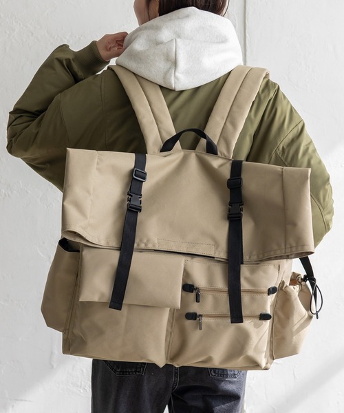 VitaFelice（ヴィータフェリーチェ）の「スクエアスケッチリュックサック（ショルダーバッグ・レディース・ブラック/ネイビー/ベージュ・FREE）」の19枚目の写真