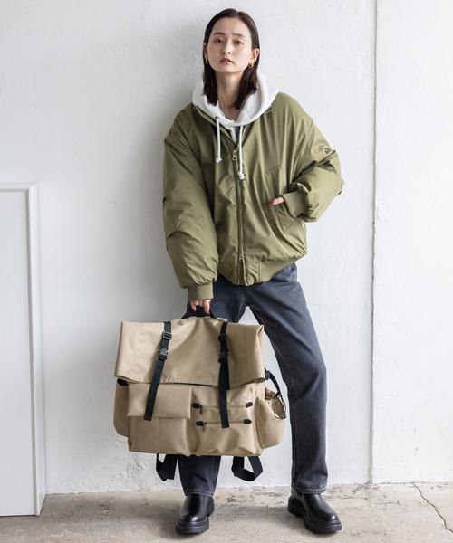 VitaFelice（ヴィータフェリーチェ）の「スクエアスケッチリュックサック（ショルダーバッグ・レディース・ブラック/ネイビー/ベージュ・FREE）」の16枚目の写真