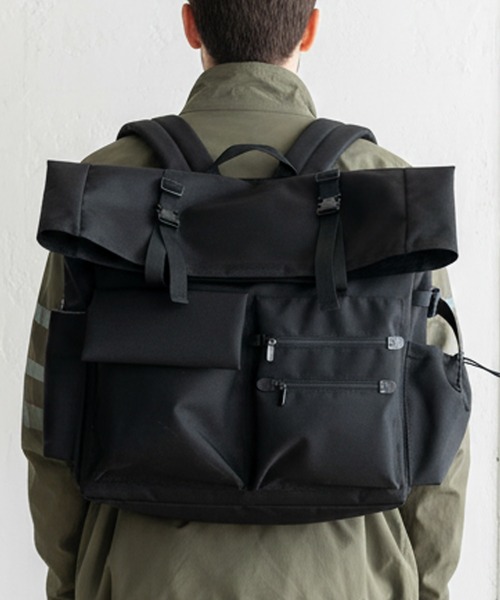 VitaFelice（ヴィータフェリーチェ）の「スクエアスケッチリュックサック（ショルダーバッグ・レディース・ブラック/ネイビー/ベージュ・FREE）」の17枚目の写真