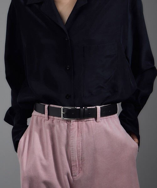 SALON adam et rope'（サロン アダム エ ロペ）の「【W S（ドゥーブル）】レザースクエアバックルベルト 2（ベルト・レディース・ベージュ系その他/ブラック・FREE）」の4枚目の写真