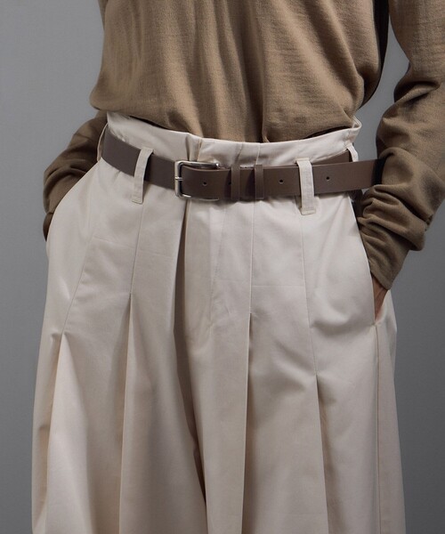 SALON adam et rope'（サロン アダム エ ロペ）の「【W S（ドゥーブル）】レザースクエアバックルベルト 2（ベルト・レディース・ベージュ系その他/ブラック・FREE）」の10枚目の写真