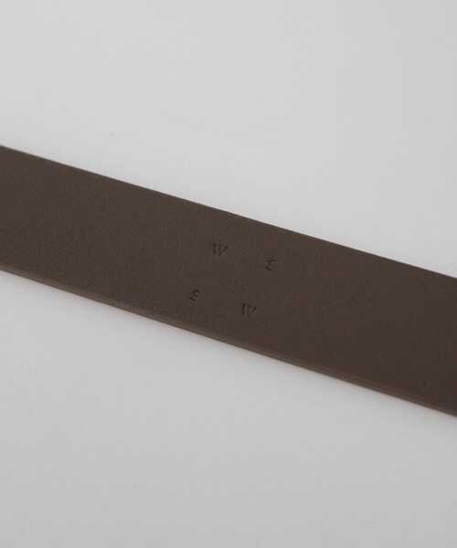 SALON adam et rope'（サロン アダム エ ロペ）の「【W S（ドゥーブル）】レザースクエアバックルベルト 2（ベルト・レディース・ベージュ系その他/ブラック・FREE）」の14枚目の写真