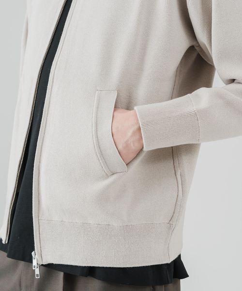 EDIFICE(エディフィス)の「スウェットライク トラックジャケット(ニット/セーター・メンズ・ベージュ/ネイビー/レッド・MEDIUM/LARGE)」の11枚目の写真