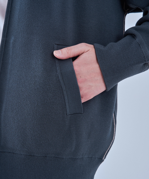 EDIFICE(エディフィス)の「スウェットライク トラックジャケット(ニット/セーター・メンズ・ベージュ/ネイビー/レッド・MEDIUM/LARGE)」の21枚目の写真