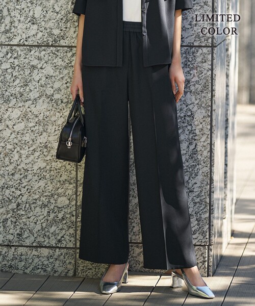 ICB(アイシービー)の「【CLASSY.掲載・新色追加・WEB限定カラーあり】FluidBackSatin ワイドパンツ(その他パンツ・レディース・グレー系/ネイビー系/サックスブルー系/ライトグレー系7/ブラック系/ブルー系/ダークグリーン系・46/44/42/40/48)」の5枚目の写真