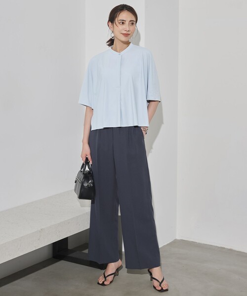 ICB(アイシービー)の「【CLASSY.掲載・新色追加・WEB限定カラーあり】FluidBackSatin ワイドパンツ(その他パンツ・レディース・グレー系/ネイビー系/サックスブルー系/ライトグレー系7/ブラック系/ブルー系/ダークグリーン系・46/44/42/40/48)」の17枚目の写真
