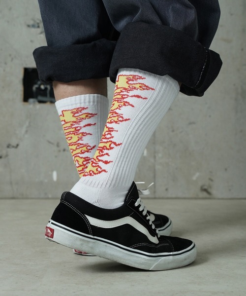 THRASHER(スラッシャー)の「"02"≪THRASHER≫3足セット ジャガード クルーソックス(ソックス/靴下・メンズ・その他2/ブラック系2/その他1/ホワイト系2/ホワイト系1・25~27cm)」の6枚目の写真