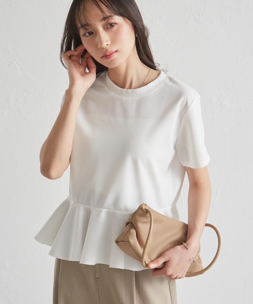 RANAN（ラナン）の「異素材切替ペプラムＴブラウス【接触冷感・UV対策】（Tシャツ/カットソー・レディース・オフホワイト/ブラック/ライトグレー・LL/M/L）」の4枚目の写真