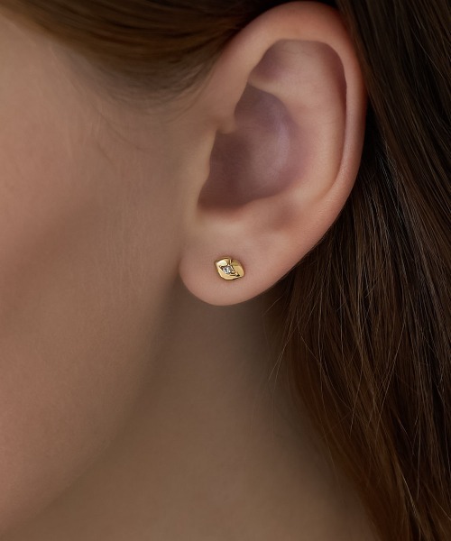 4℃(ヨンドシー)の「【The Tidal】K10イエローゴールド ピアス(ピアス(両耳用)・レディース・イエローゴールド・FREE)」の4枚目の写真