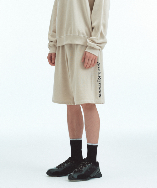 Rest&Recreation（レストアンドレクリエーション）の「SWEAT MIDI SHORTS - LIGHT BEIGE（その他パンツ・レディース・その他・ONE）」の4枚目の写真