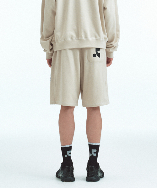 Rest&Recreation（レストアンドレクリエーション）の「SWEAT MIDI SHORTS - LIGHT BEIGE（その他パンツ・レディース・その他・ONE）」の5枚目の写真