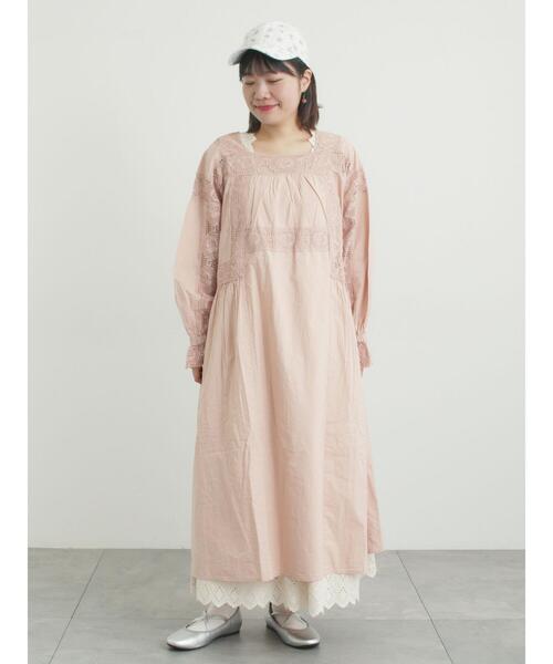 Samansa Mos2（サマンサ モスモス）の「ローズ柄レーススクエアネックワンピース（ワンピース・レディース・オフホワイト/ブラック/ピンク/レッド・M/S）」の21枚目の写真