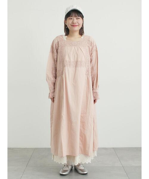 Samansa Mos2（サマンサ モスモス）の「ローズ柄レーススクエアネックワンピース（ワンピース・レディース・オフホワイト/ブラック/ピンク/レッド・M/S）」の22枚目の写真