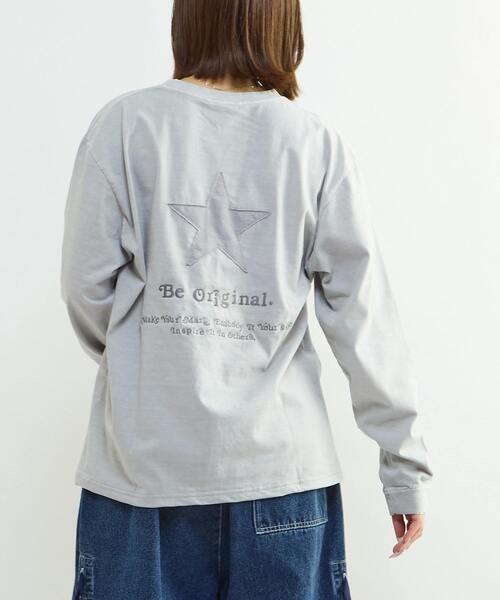 CONVERSE TOKYO(コンバーストウキョウ)の「STAR★ PATCH LETTERING LONGSLEEVE TEE(Tシャツ/カットソー・レディース・パープル/ネイビー/ライトグレー/ブラック・MEDIUM/SMALL)」の5枚目の写真