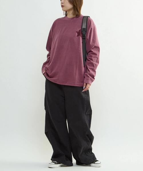 CONVERSE TOKYO(コンバーストウキョウ)の「STAR★ PATCH LETTERING LONGSLEEVE TEE(Tシャツ/カットソー・レディース・パープル/ネイビー/ライトグレー/ブラック・MEDIUM/SMALL)」の10枚目の写真