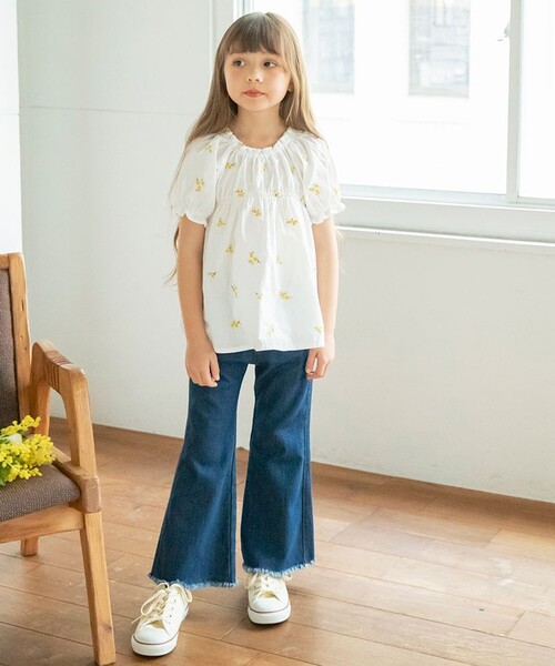 BRANSHES（ブランシェス）の「【おそろい】花刺しゅうブラウス（シャツ/ブラウス・キッズ・オフホワイト/ブルー・80/110/140/130/150/120/90/100）」の4枚目の写真