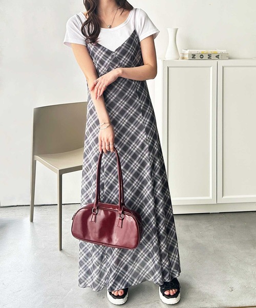 GeeRA(ジーラ)の「シアーチェックキャミワンピース(ワンピース・レディース・ブラック/ネイビー・MEDIUM/LARGE/X-LARGE)」の1枚目の写真