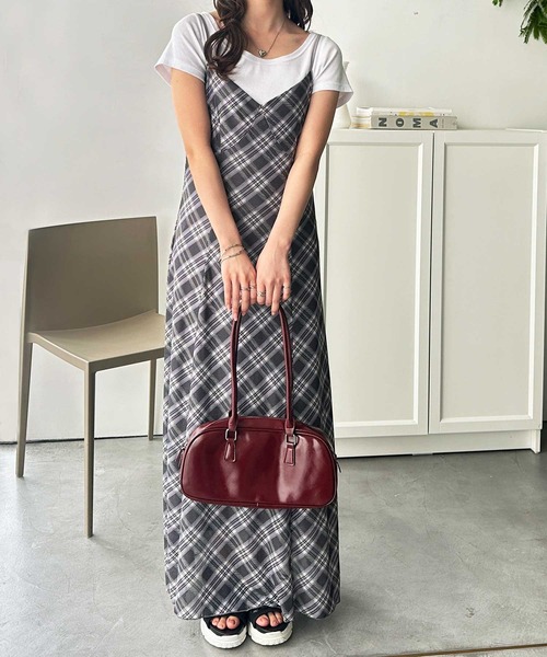 GeeRA(ジーラ)の「シアーチェックキャミワンピース(ワンピース・レディース・ブラック/ネイビー・MEDIUM/LARGE/X-LARGE)」の7枚目の写真