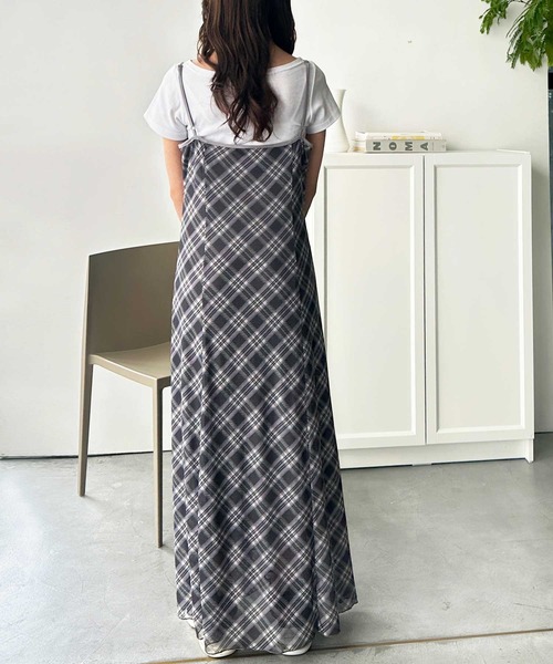 GeeRA(ジーラ)の「シアーチェックキャミワンピース(ワンピース・レディース・ブラック/ネイビー・MEDIUM/LARGE/X-LARGE)」の10枚目の写真