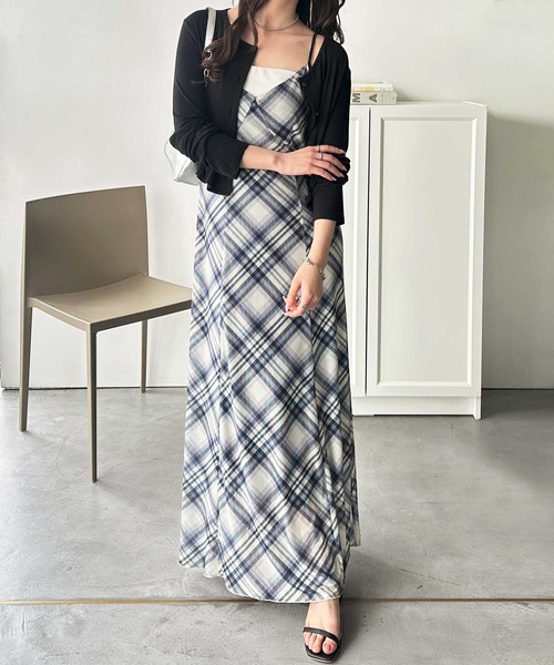 GeeRA(ジーラ)の「シアーチェックキャミワンピース(ワンピース・レディース・ブラック/ネイビー・MEDIUM/LARGE/X-LARGE)」の14枚目の写真