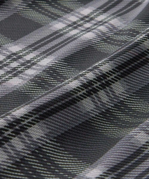 GeeRA(ジーラ)の「シアーチェックキャミワンピース(ワンピース・レディース・ブラック/ネイビー・MEDIUM/LARGE/X-LARGE)」の17枚目の写真