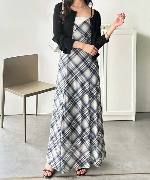 GeeRA（ジーラ）の「シアーチェックマーメイド風キャミワンピース（ワンピース・レディース・ブラック/ネイビー・MEDIUM/LARGE/X-LARGE）」の21枚目の写真