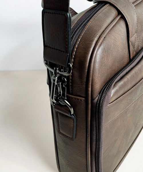 CALIFORNIA OUTFITTERS(カリフォルニア アウトフィッターズ)の「2C63-KR レザー調 2WAYビジネスバッグ(ビジネスバッグ・メンズ・ブラウン/ブラック・ONESIZE)」の19枚目の写真