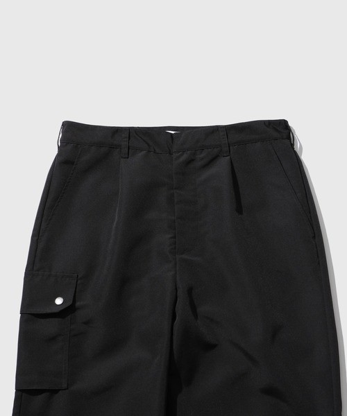 ADAM ET ROPE'(アダムエロペ)の「【OAMC PEACEMAKER】New Combine Pant(その他パンツ・メンズ・ブラック・M/S)」の2枚目の写真