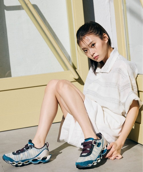 MIZUNO(ミズノ )の「WAVE PROPHECY STRAP 2 D1GA260303(スニーカー・メンズ・マルチ・26.5cm/25.0cm/24.5cm/24.0cm/23.5cm/23.0cm/28.0cm/27.5cm/27.0cm)」の2枚目の写真