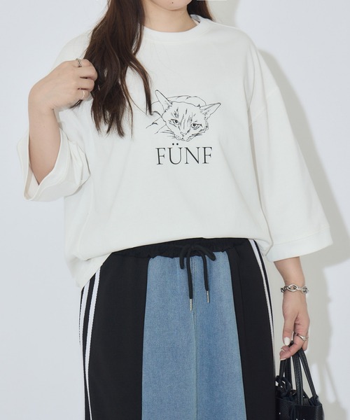 Paradise Picnic(パラダイスピクニック)の「cloche 猫プリント5分袖トップス(Tシャツ/カットソー・レディース・ホワイト/ベージュ/チャコールグレー・FREE)」の2枚目の写真