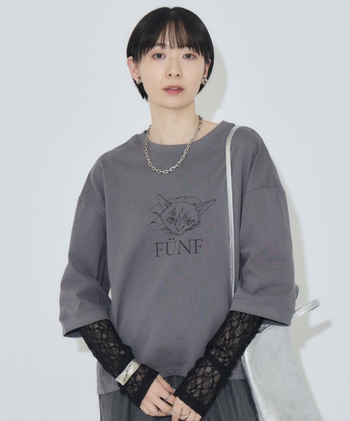 Paradise Picnic(パラダイスピクニック)の「cloche 猫プリント5分袖トップス(Tシャツ/カットソー・レディース・ホワイト/ベージュ/チャコールグレー・FREE)」の3枚目の写真