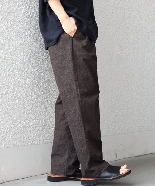 SHIPS any（シップス エニィ）の「SHIPS any:〈撥水/軽量/ストレッチ〉SOLOTEX(R) シアサッカー セミワイド イージーパンツ(セットアップ対応)26SS◆（その他パンツ・メンズ・キャメル/ブラック/ダークブルー/チャコールグレー/ネイビー・LARGE/MEDIUM/SMALL）」の20枚目の写真