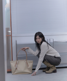 HAVEAWHALE（ハブアホエール）の「sio canvas bag (BE)（ショルダーバッグ）」