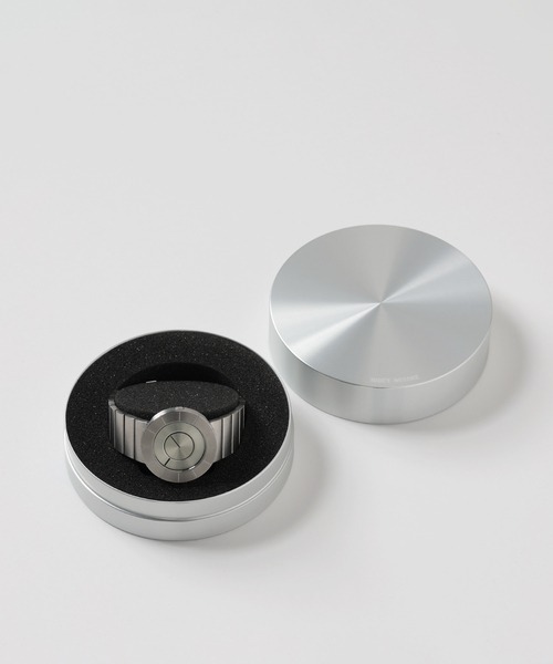ISSEY MIYAKE(イッセイミヤケ)の「【ISSEIY MIYAKE WATCH】NY0N001(アナログ腕時計・メンズ・シルバー・FREE)」の8枚目の写真