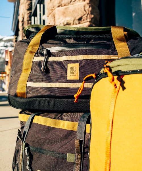 TOPO DESIGNS(トポデザインズ)の「多機能ダッフルバッグ【TOPO DESIGNS】MOUNTAIN DUFFEL 40L(ボストンバッグ・レディース・ブルー/ブラック・ONE SIZE)」の15枚目の写真
