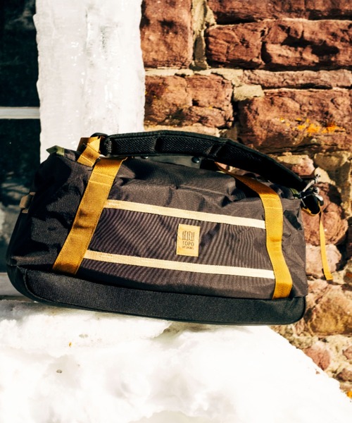 TOPO DESIGNS(トポデザインズ)の「多機能ダッフルバッグ【TOPO DESIGNS】MOUNTAIN DUFFEL 40L(ボストンバッグ・レディース・ブルー/ブラック・ONE SIZE)」の18枚目の写真