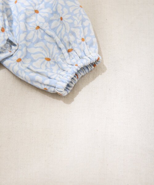 CIAOPANIC TYPY(チャオパニックティピー)の「【BABY】【Qinn】ダブルガーゼヘンリーブラウス:80cm(その他ベビーウェア・キッズ・サックスブルー/ホワイト/ブラウン・80)」の15枚目の写真