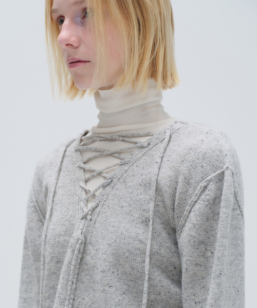 DIAGONAL(ダイアゴナル)の「V NECK LACE UP KNIT (grey)(ニット/セーター・レディース・その他・FREE)」の2枚目の写真
